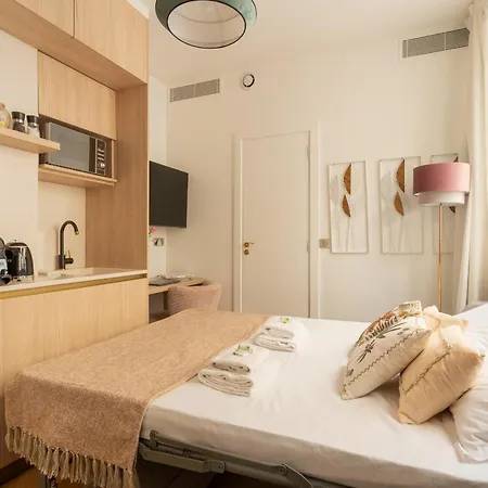 Romantic Getaway - Le Marais - With Ac Appartamento