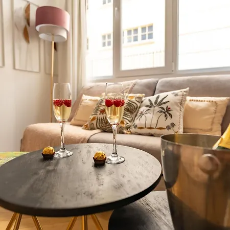 Romantic Getaway - Le Marais - With Ac Parigi